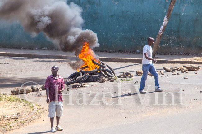 protest.cord.anti-IBEC.demonstration.June6th.2016.Kisumu.kenya.roadblock.burning.riot-10