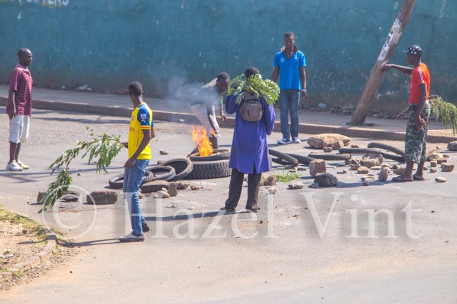 protest.cord.anti-IBEC.demonstration.June6th.2016.Kisumu.kenya.roadblock.burning.riot-7